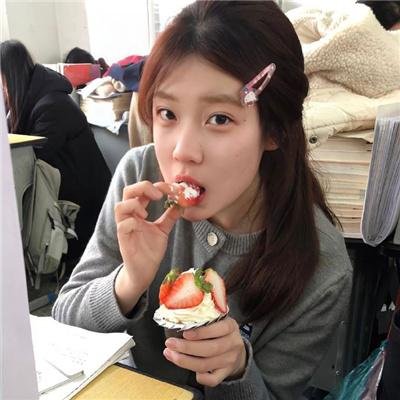 破相后矜贵影帝才知自己是替身